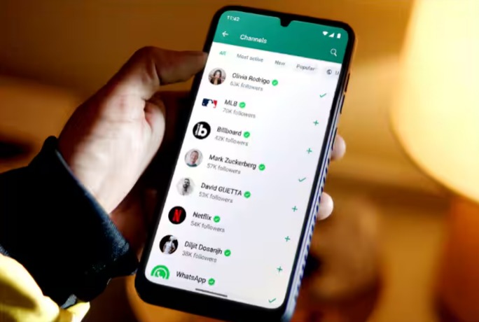 WhatsApp UPDATE: Messenger App To Bring New Favourites Chat Filter; Here’s It Works