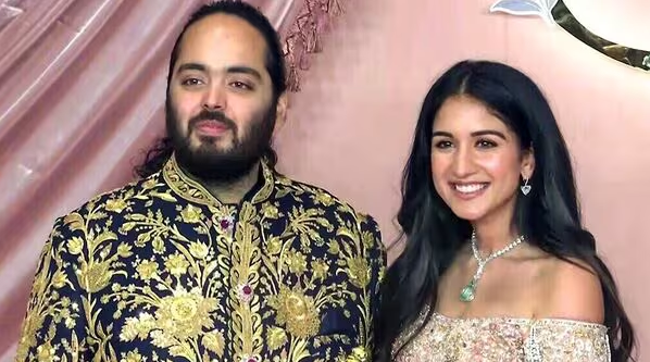 Newly married couple Anant Ambani and Radhika Merchant express gratitude to the media and guests for coming to their wedding: ‘Please bless us’.