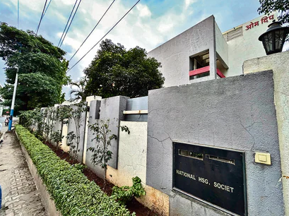 In the Dilip Khedkar case of possessing excessive assets, the complainant has provided 2,000 pages of evidence to the ACB