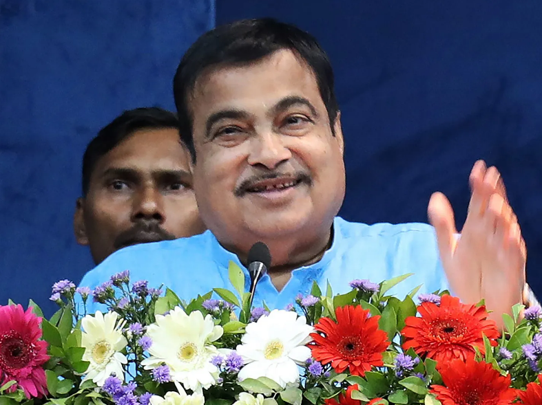 Car makers have agreed to provide discounts to customers who dispose of their old vehicles, according to Gadkari.
