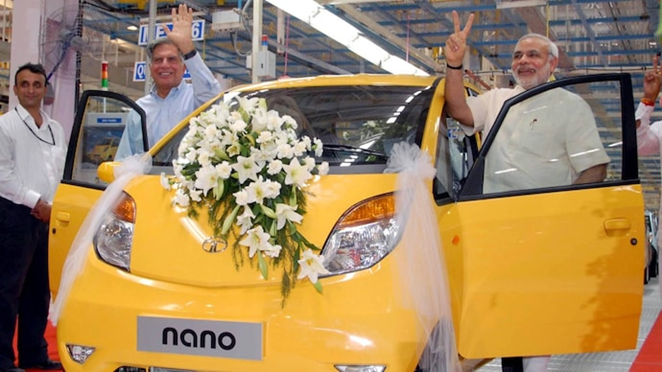 With just a one-word SMS to Ratan Tata , PM brought the Nano plant to Gujarat In 2008