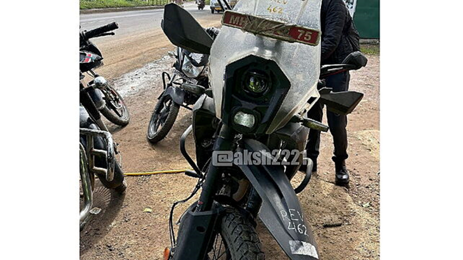 Three main features observed on the test bike of the 2025 KTM 250 Adventure