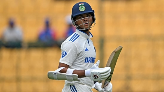 India is set to continue their innings at 16/1 on Day 2 of the 2nd Test against New Zealand, with Jaiswal and Gill aiming for a solid performance