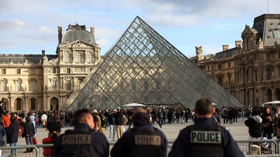 $102-Million Louvre Jewel Theft 💰 | Why the Latest Arrests Aren’t All Good News