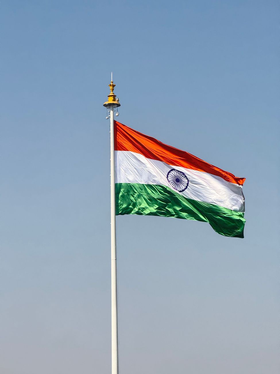 Union Cabinet Marks Narendra Modi’s 25 Years as Head of Government in Resolution